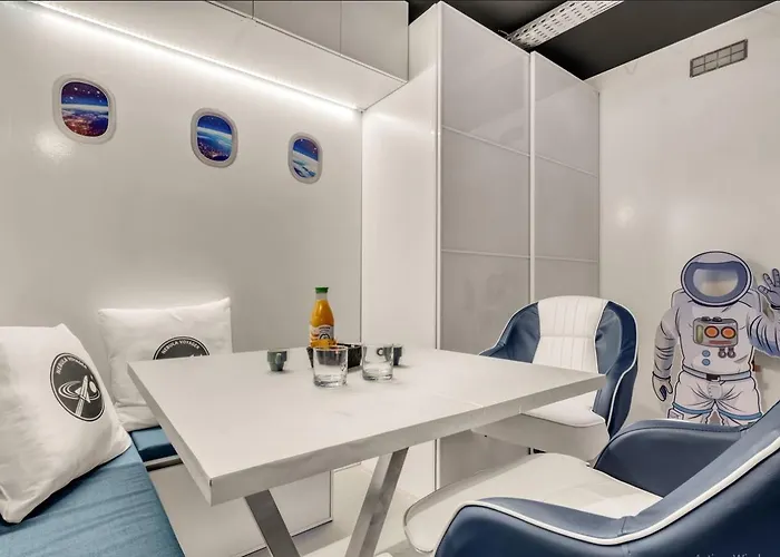 Navette & Planete - Espace - 2 100-100 Insolite Toulouse