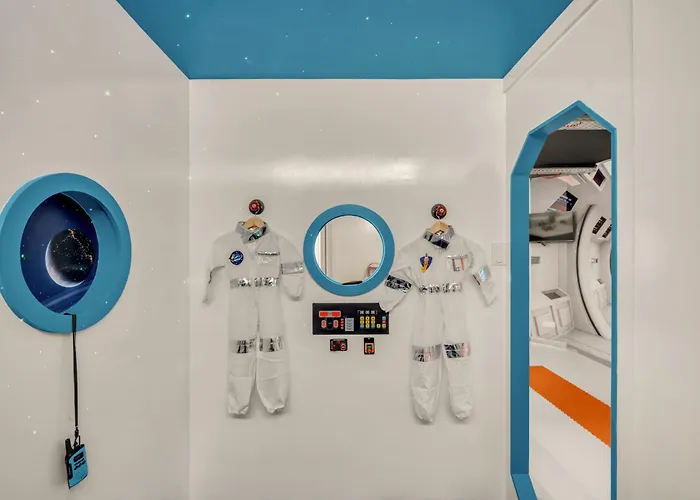 Апартаменты Navette & Planete - Espace - 2 100-100 Insolite Тулуза