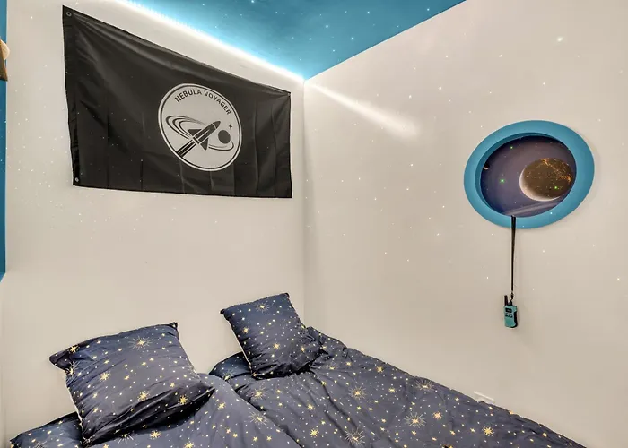 Navette & Planete - Espace - 2 100-100 Insolite * Toulouse